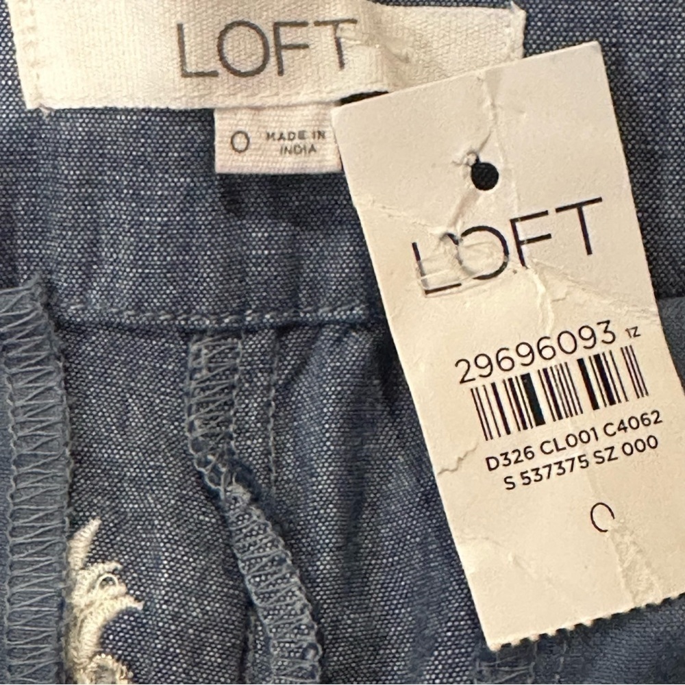 Loft | Blue Chambray Pineapple Embroidered Rivera Shorts Size 0 Preppy NEW - Picture 5 of 7